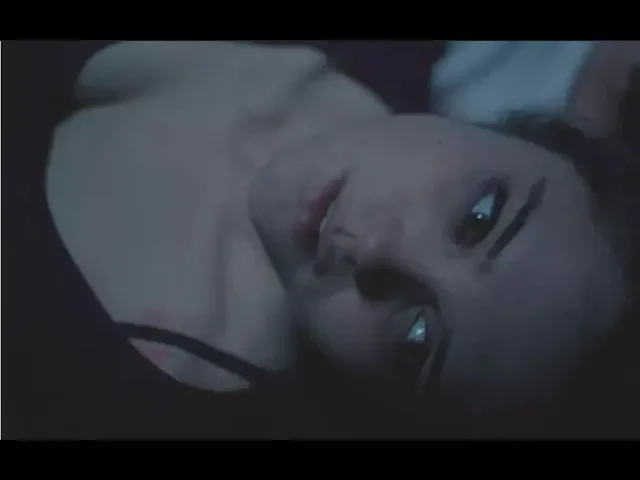 无知少女遇上猥琐大叔,即使到了如此地步,她仍然相信眼前的男人